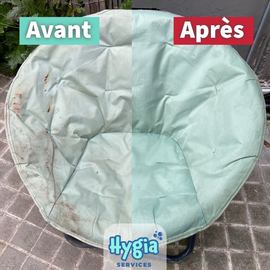 Avant / après : fauteuil en tissu taché puis nettoyé